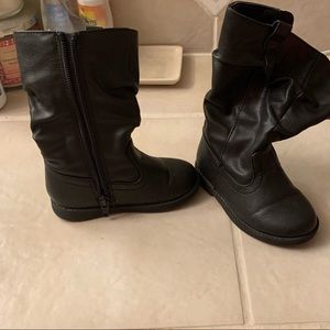 Toddler boots size 6